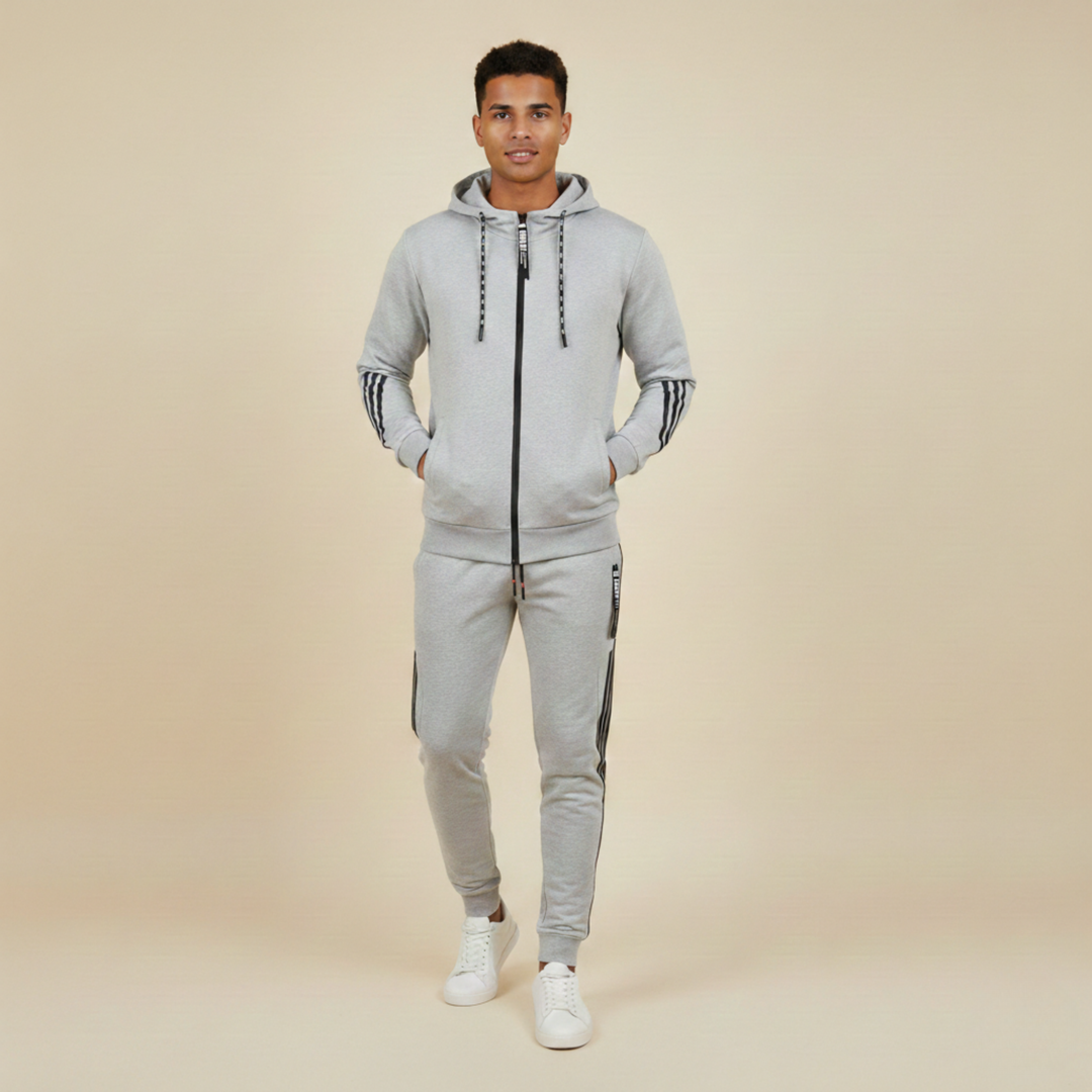 John | Bequemer &amp; stylischer Trainingsanzug
