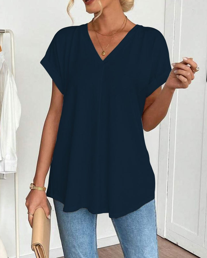 Bella | Stylish and Slimming V-Neck T-Shirt
