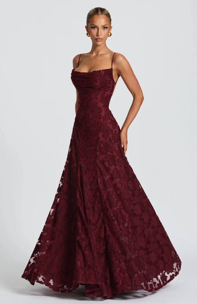 Celeste | Zeitloses Maxikleid aus Spitze