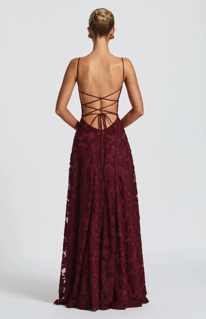 Celeste | Zeitloses Maxikleid aus Spitze