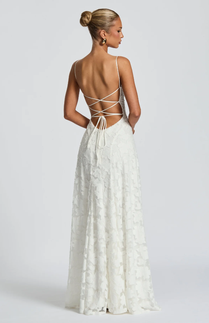Celeste | Zeitloses Maxikleid aus Spitze
