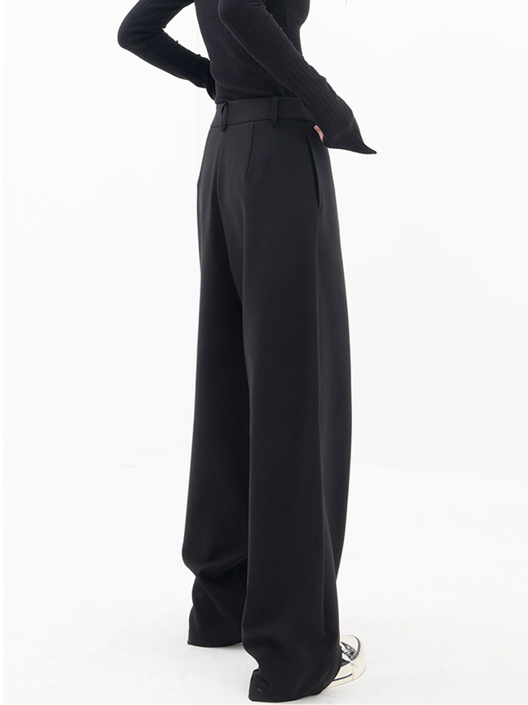Nova | Asymmetrische weite Damenhose
