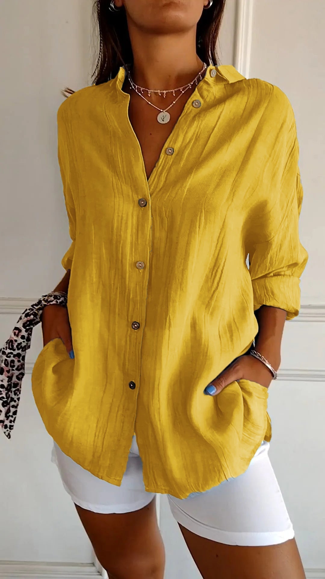 Elamira | Elegantes und Zeitloses Damen-Button-Down-Hemd