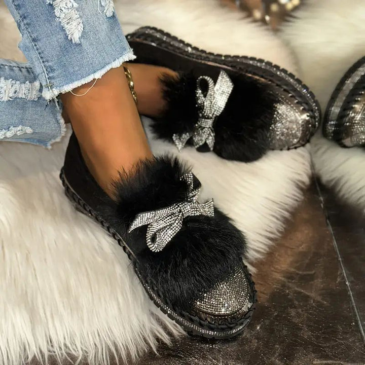 Poppy | Elegante Plateau-Slipper mit Kristallschleifen-Detail