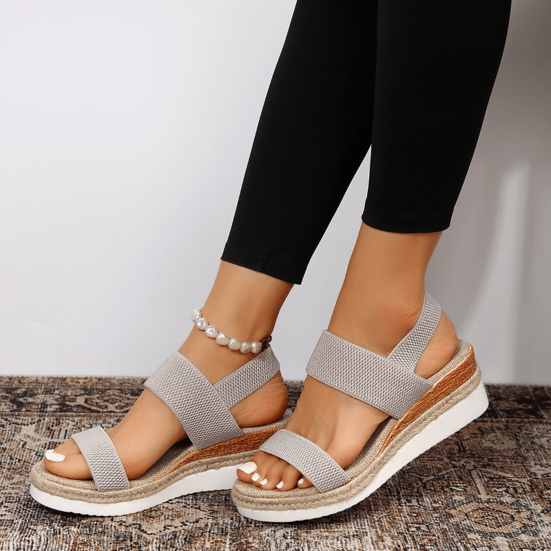 Mia | Leichte Plateau-Sandalen