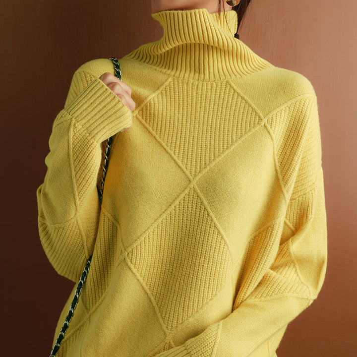 Lucy | Turtleneck Cashmere Sweater