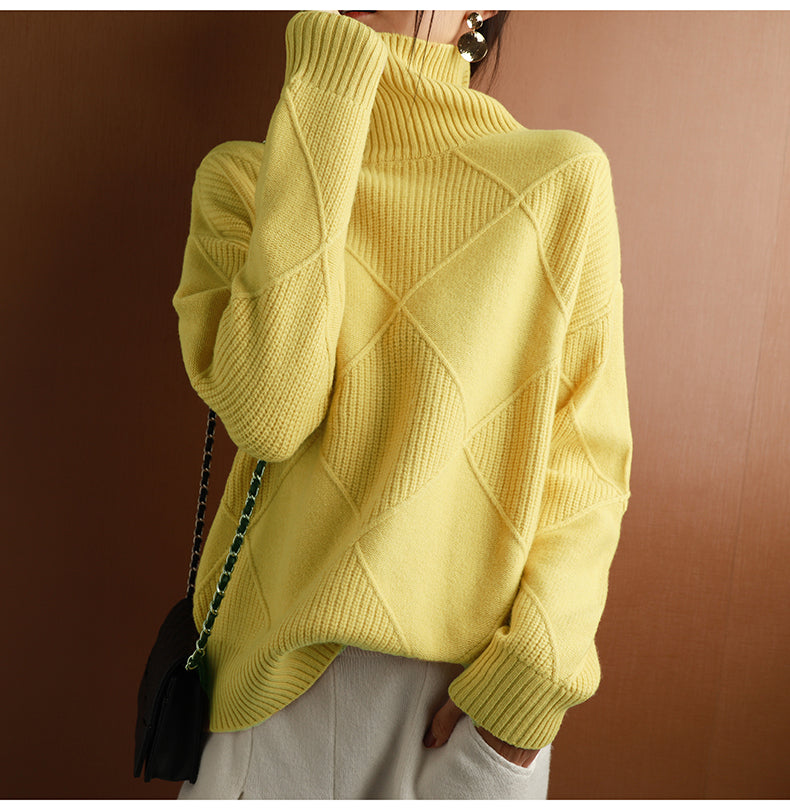 Lucy | Turtleneck Cashmere Sweater