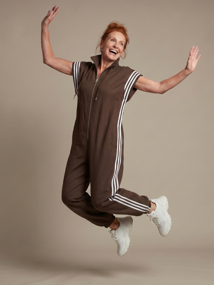 Aveline | Modern Zip-Up Women’s Tracksuit