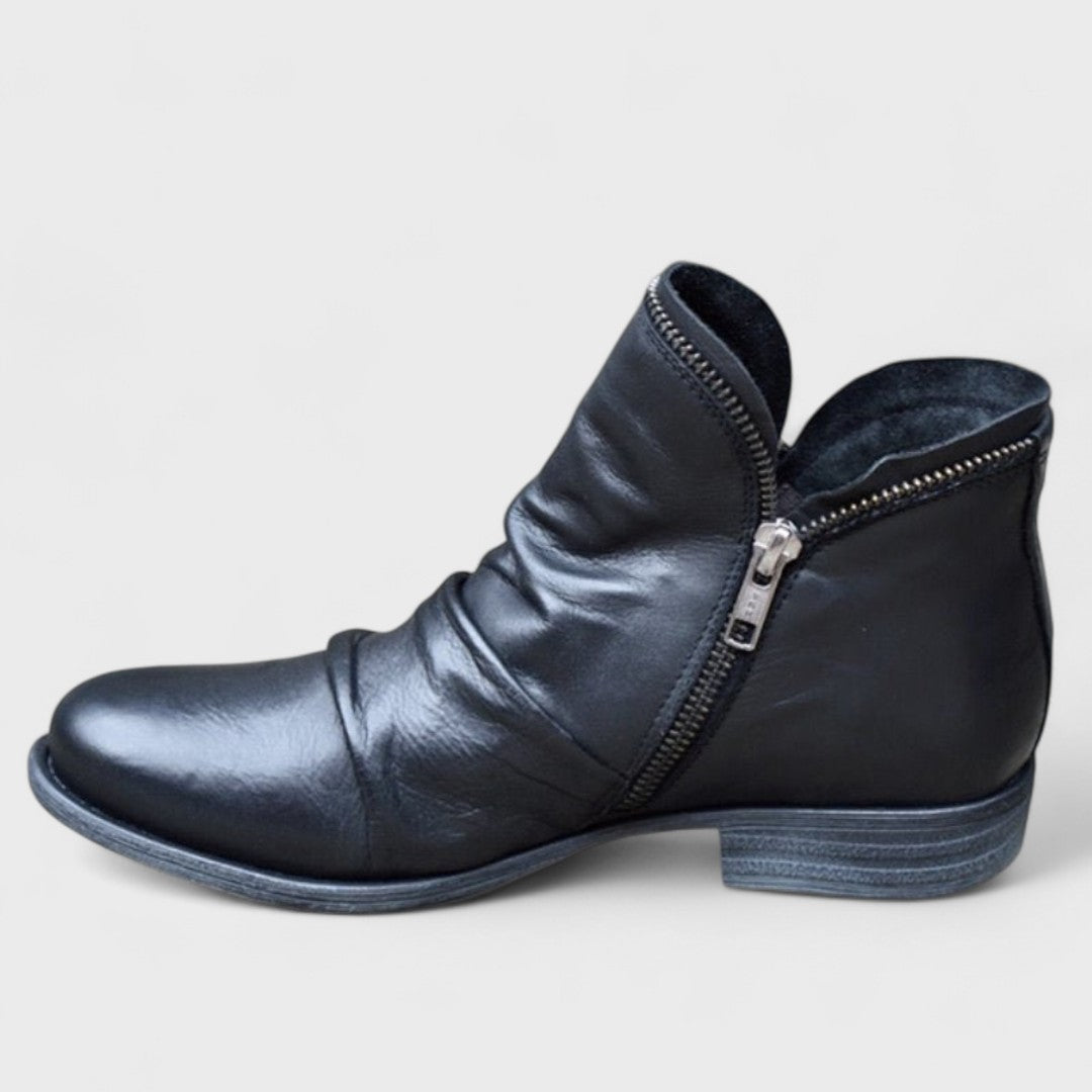 Cynthia | Unterstützende schwarze Stiefeletten für Damen
