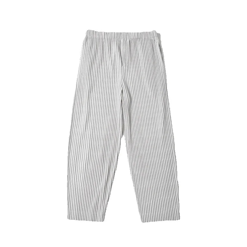 Kaizen | Plissierte Hose aus Eisseide im Relaxed Fit