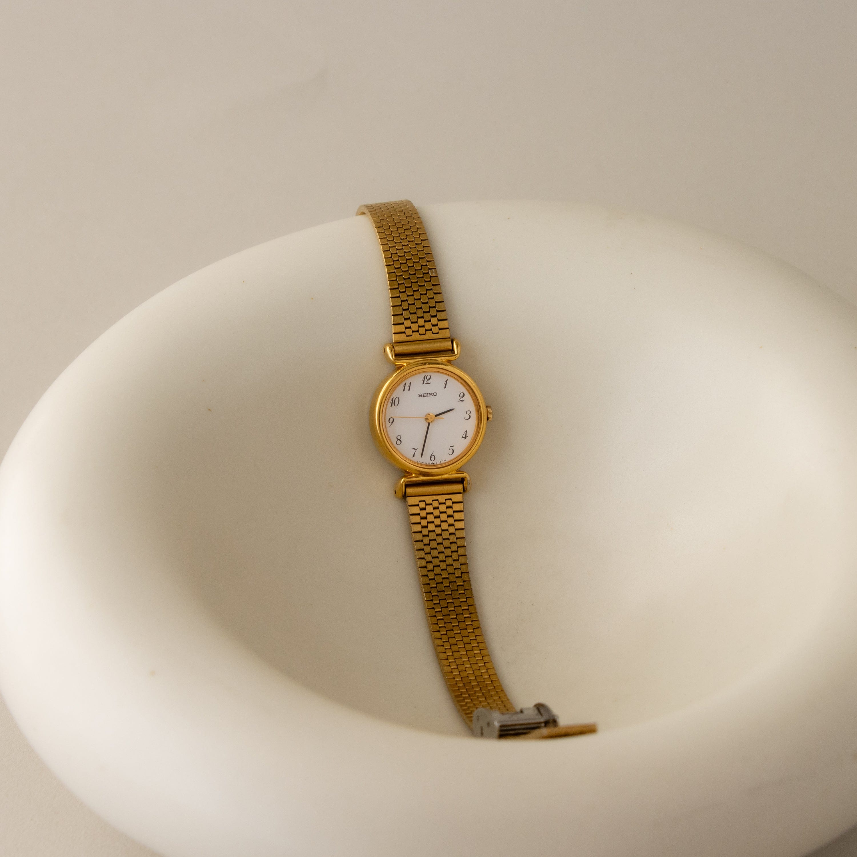 Vintage Seiko Bold Gold Watch