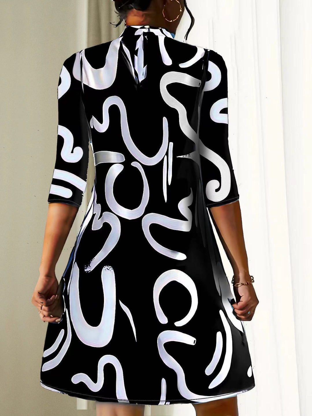 Marvella | Elegantes knielanges Kleid mit 3/4-Ärmeln