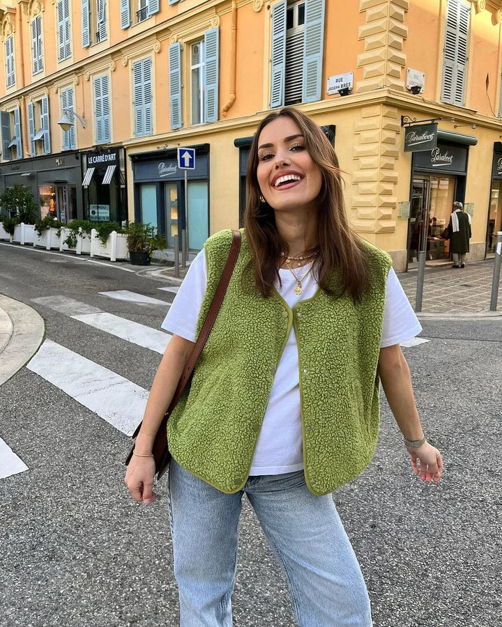 Olivia | Elegant and comfortable fleece vest