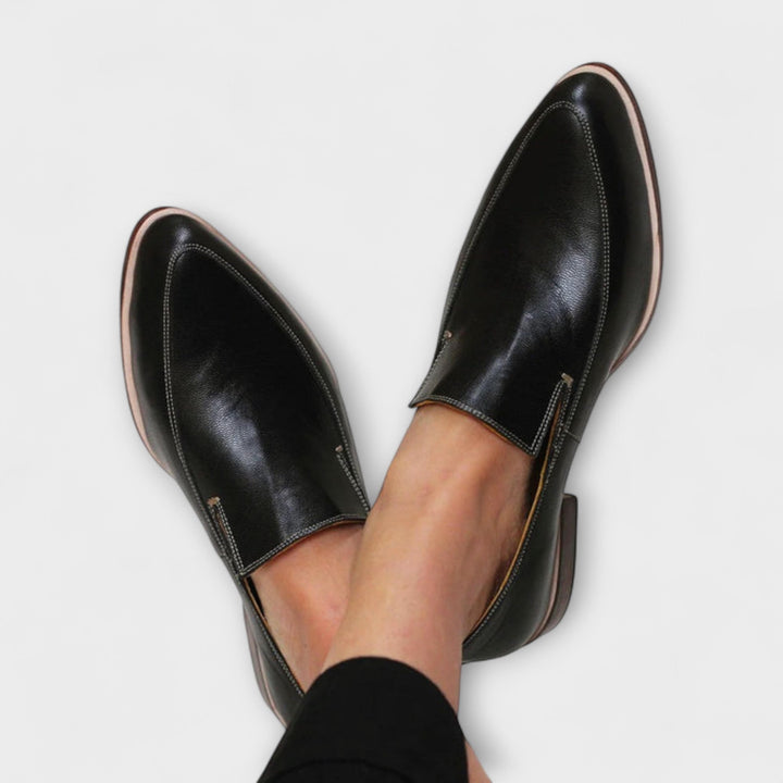 Virella | Elegante schwarze Slipper für Damen