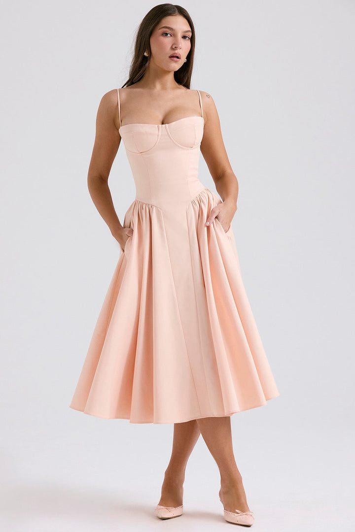 Jessica | Elegantes, schmeichelhaftes &amp; vielseitiges Midikleid