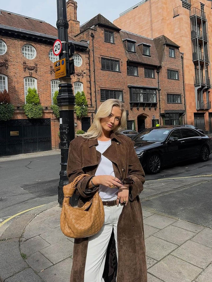 Veloura | Luxuriöser Wildleder-Trenchcoat für Damen