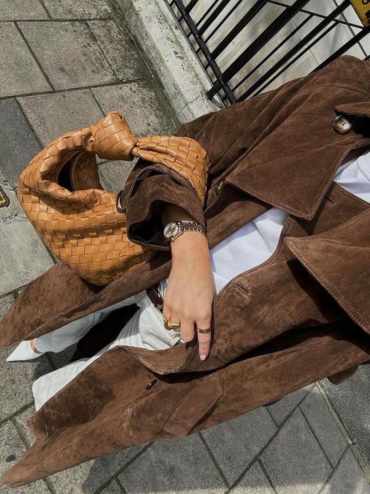Veloura | Luxuriöser Wildleder-Trenchcoat für Damen