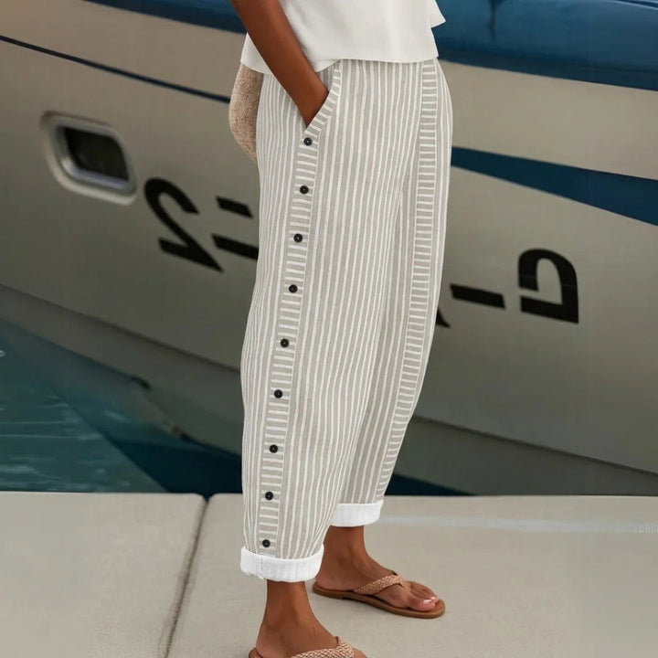 Saranda | Elegante High-Waist-Hose mit Streifen und Knöpfen