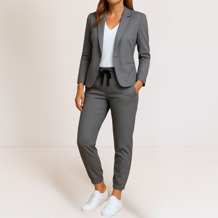 Luna | Eleganter, modern geschnittener Anzug für Damen