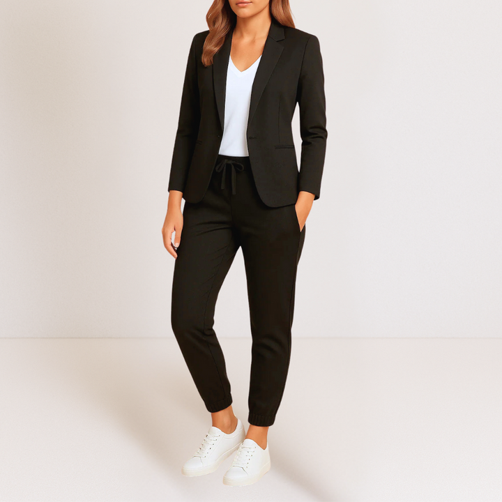 Luna | Eleganter, modern geschnittener Anzug für Damen