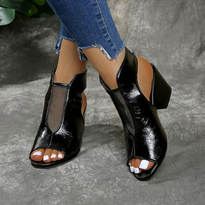 Lyra | Roman-Inspired Minimalist Sandals