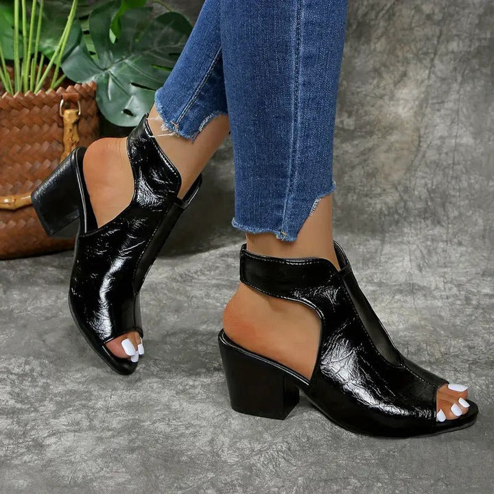 Lyra | Roman-Inspired Minimalist Sandals