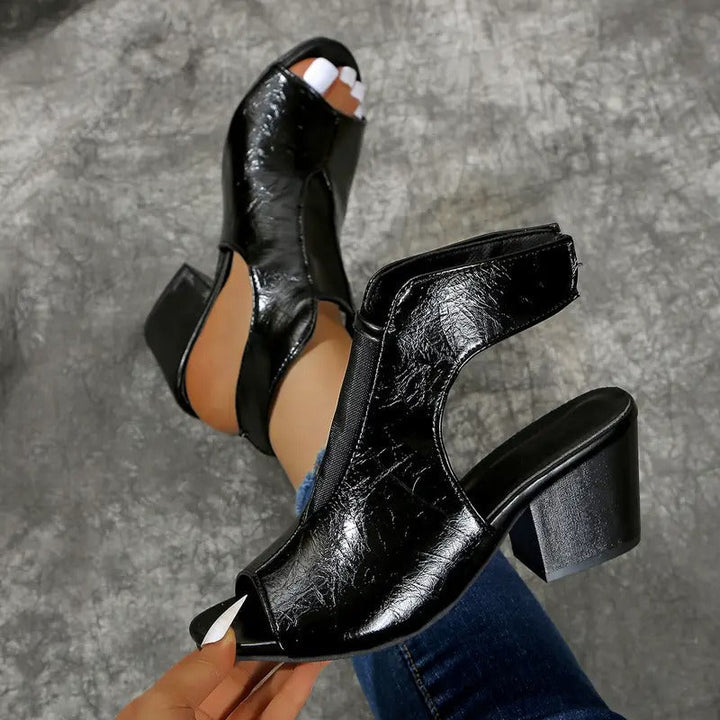 Lyra | Roman-Inspired Minimalist Sandals