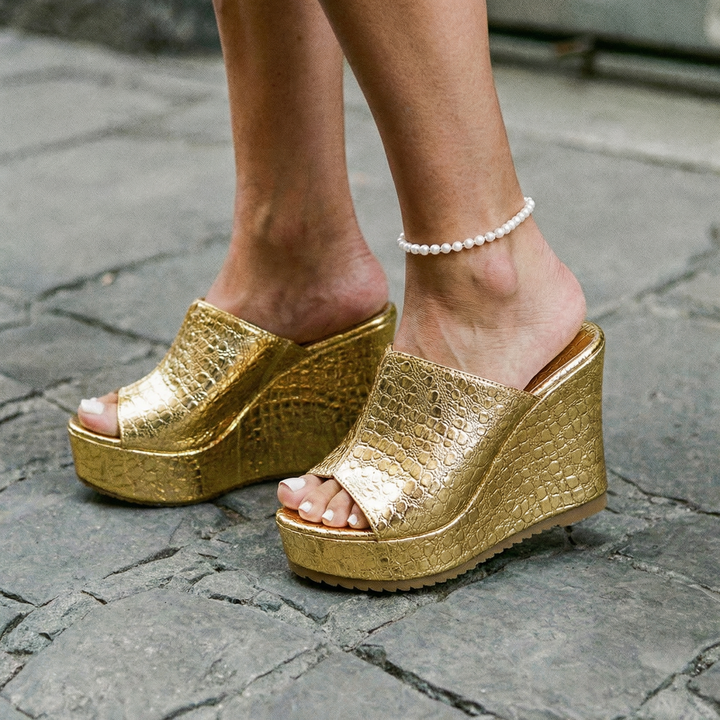 LuxeStride | Elegante Keilsandaletten für Damen