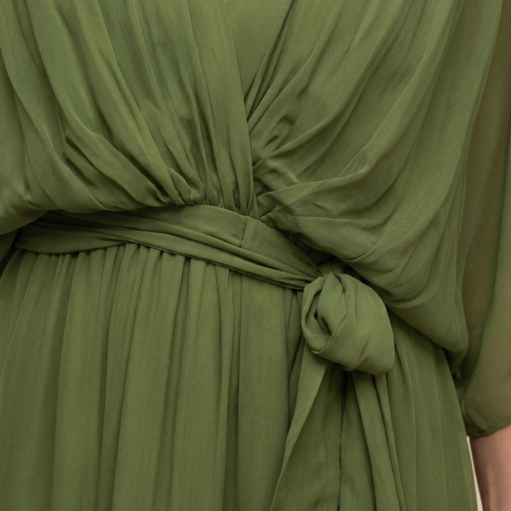 Juliane | Raffiniertes und schmeichelhaftes Wickel-Midikleid