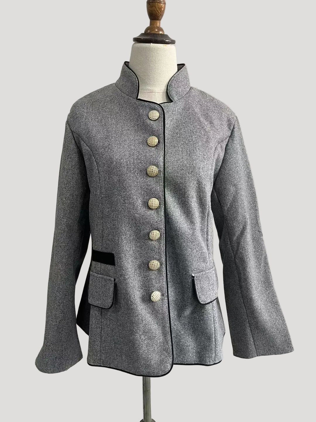 Vireza | Modern Short Structured Jacket