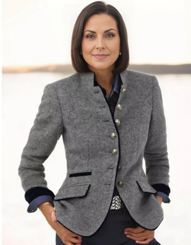 Vireza | Modern Short Structured Jacket
