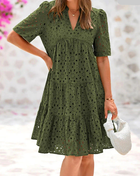 Lyra | Elegantes Sommerkleid mit Spitzenrüschen