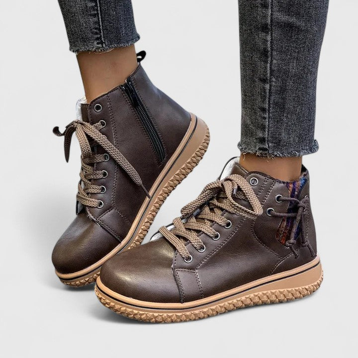 Julia | Elegante Schnürstiefeletten mit seitlichem Reißverschluss