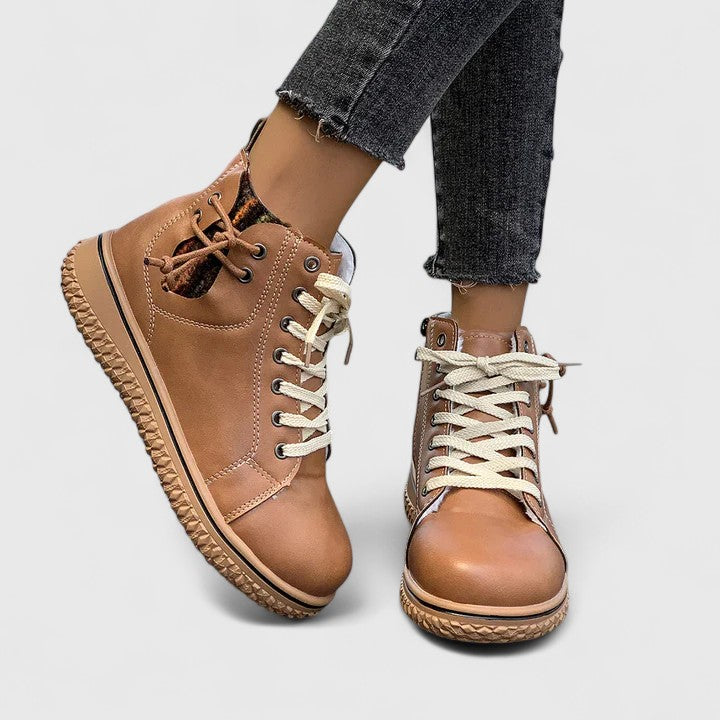 Julia | Elegante Schnürstiefeletten mit seitlichem Reißverschluss