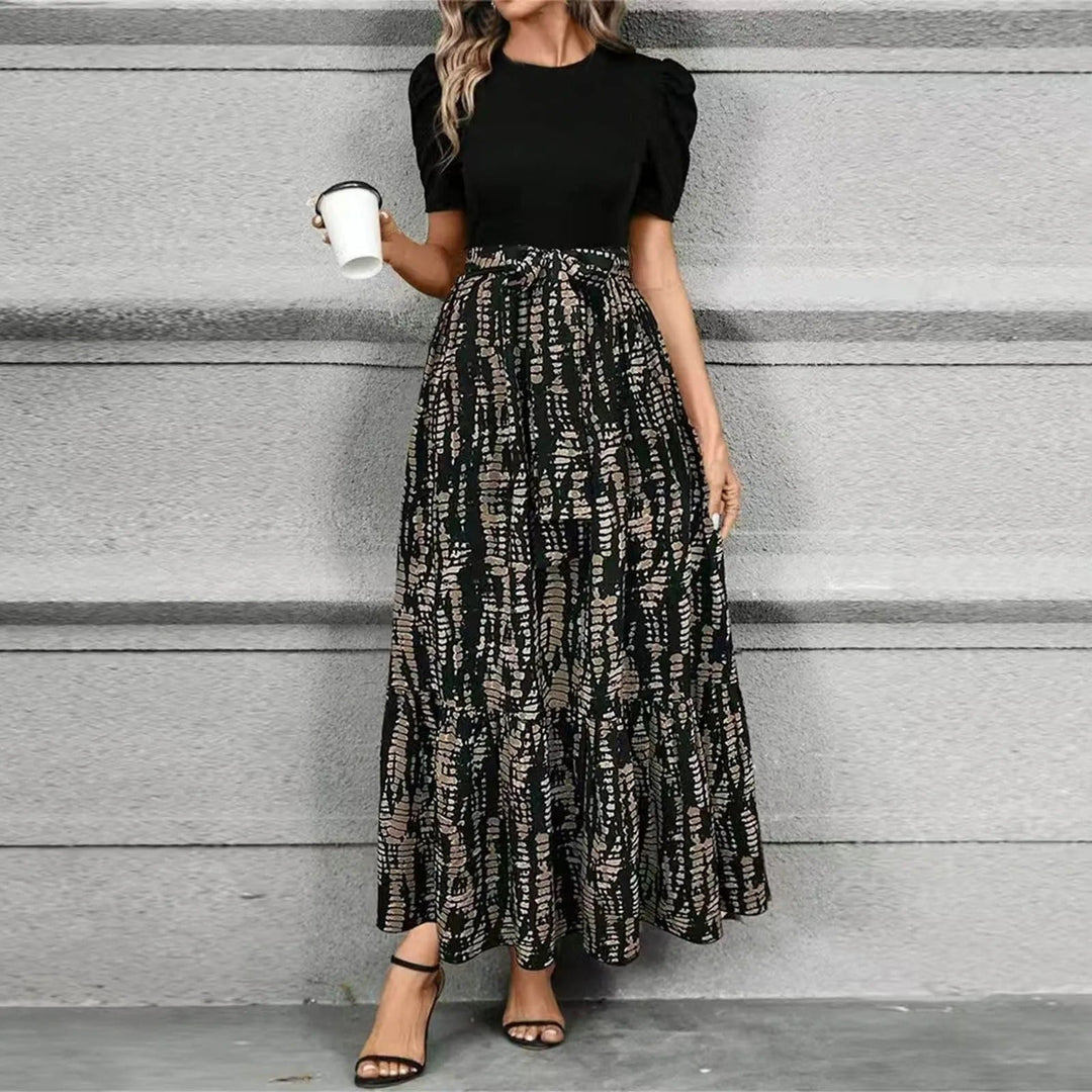 Ivy | Maxikleid mit Bindegürtel und botanischem Druck