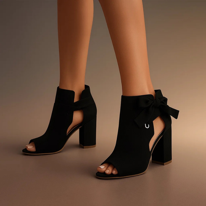 Livia | Elegante Peep-Toe Sandalette mit Blockabsatz