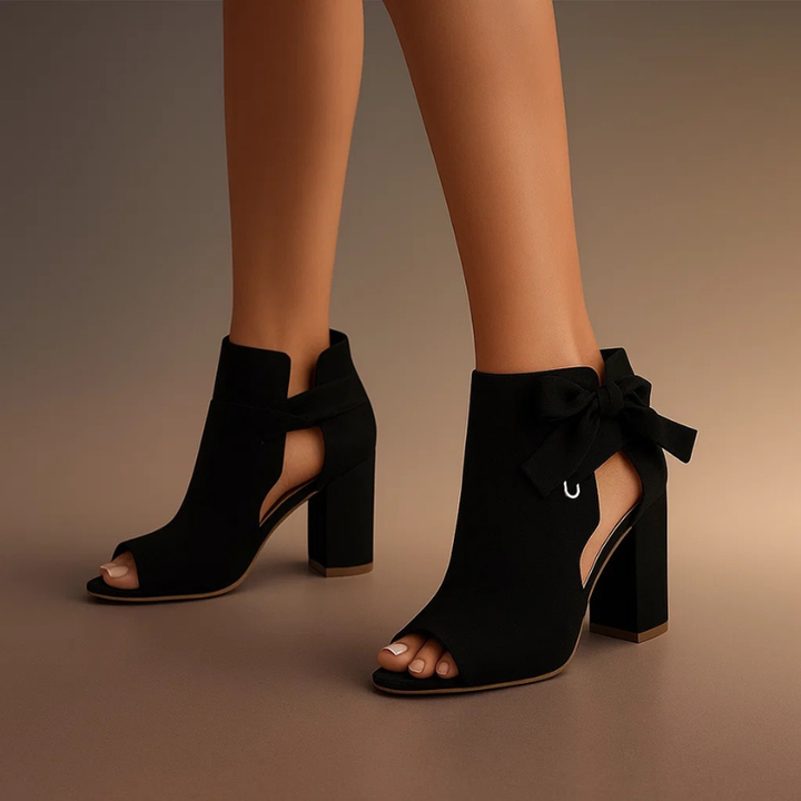 Livia | Elegante Peep-Toe Sandalette mit Blockabsatz